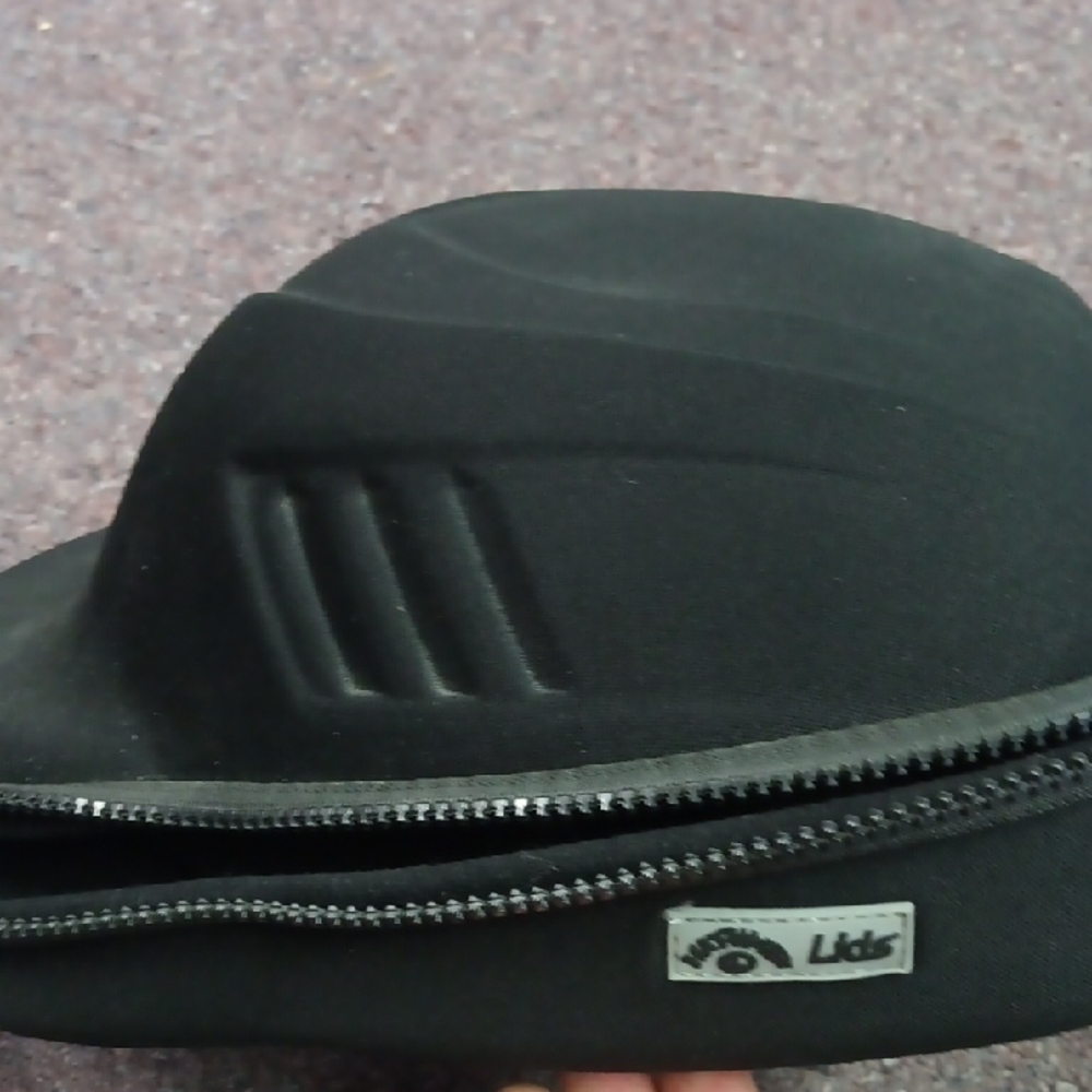 Lids Black Embossed Logo Cap - Picture 3 of 6